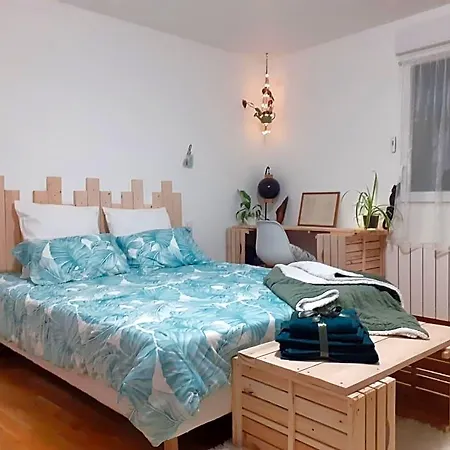 Oda ve Kahvaltı Eclosion De Lumiere 3*